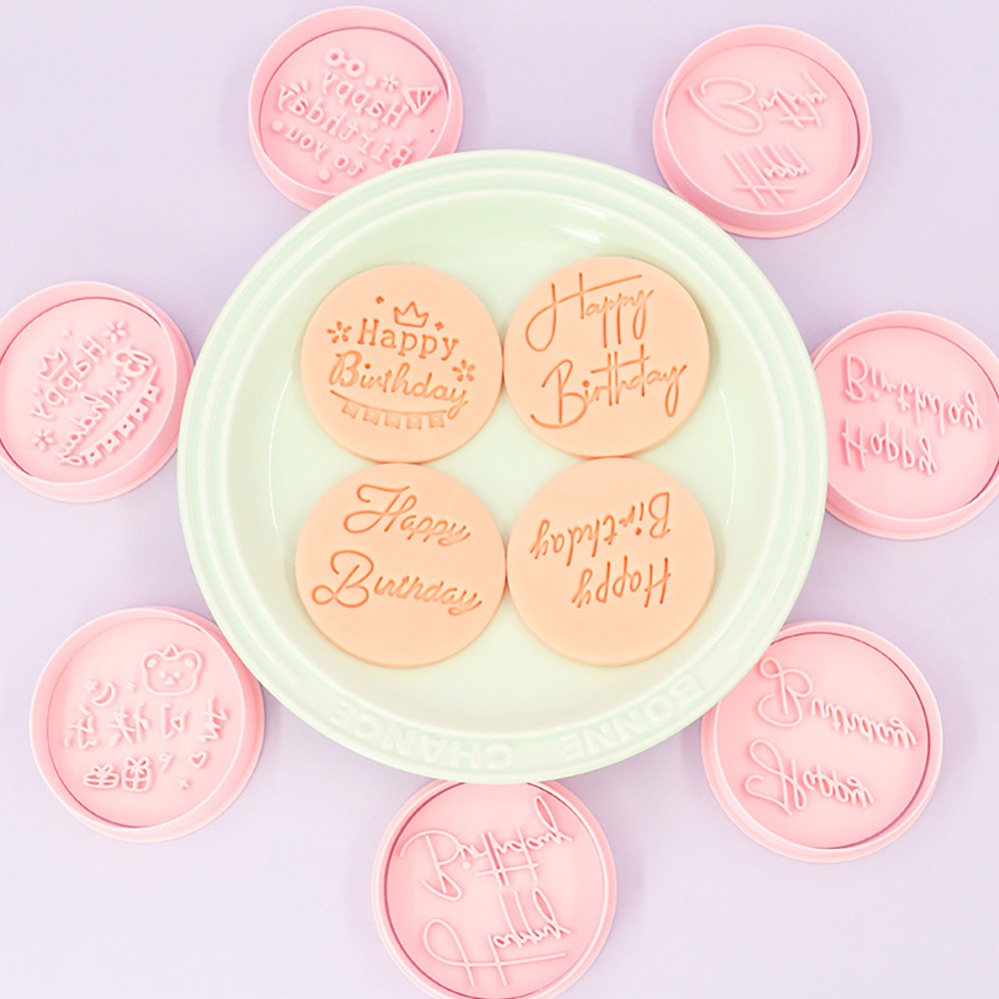 Emporte-pièces Joyeux Annivers - Kitchen Appliances Baking avis et prix